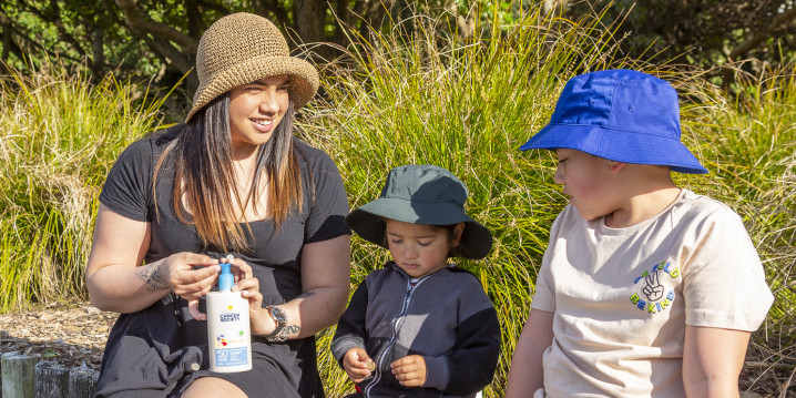 sunsmartwhanau5537 05