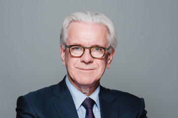 Dr John Wyeth
